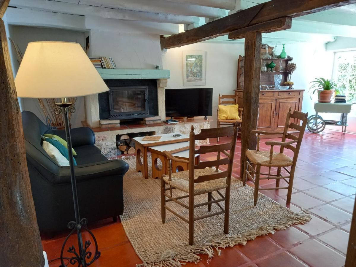 Gîtes Lalaurie Sauveterre-la-Lémance Extérieur photo