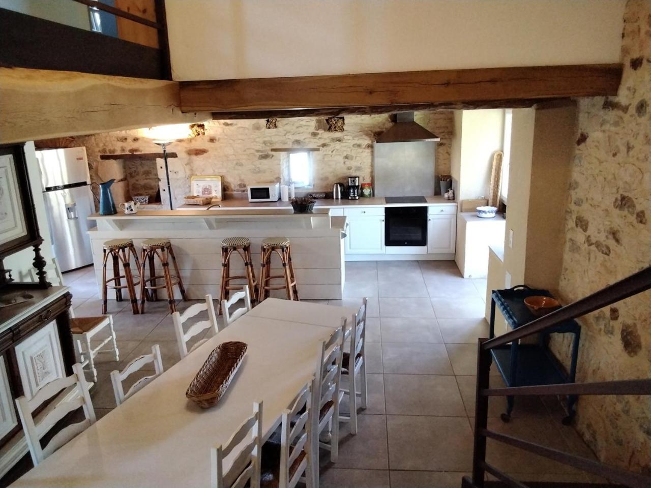 Gîtes Lalaurie Sauveterre-la-Lémance Extérieur photo
